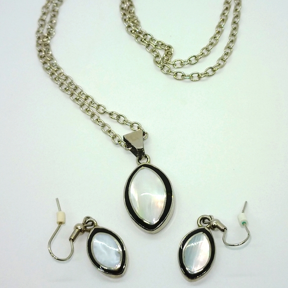 Enamel and Mother of Pearl Reversable Earring and Necklace Set - Picture 1 of 6